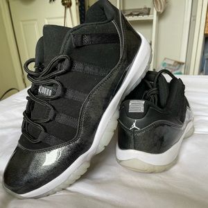 Jordon 11 retro low Barrons black / metallic silver